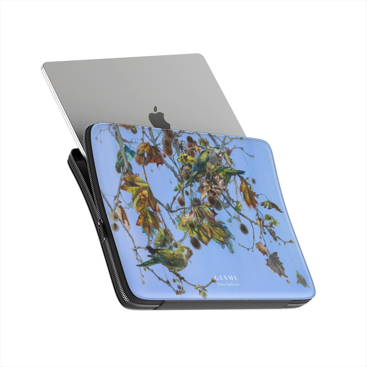 Dangaus Aukštybėse Premium Laptop Sleeve