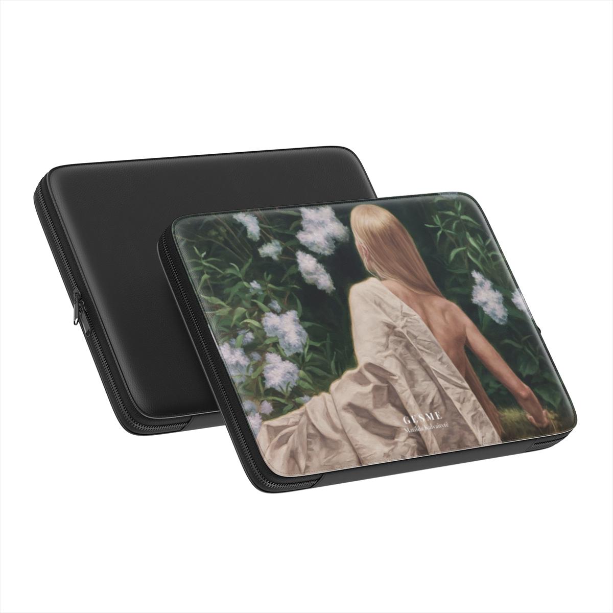 Mūza II Premium Laptop Sleeve